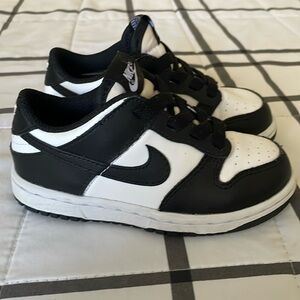 Toddler nike shoes
